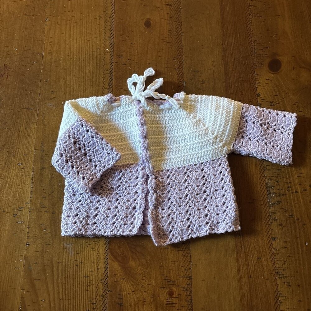 Vintage Heavy Crocheted Baby Sweater Purple And White 12-18 Mo - Picture 1 of 8